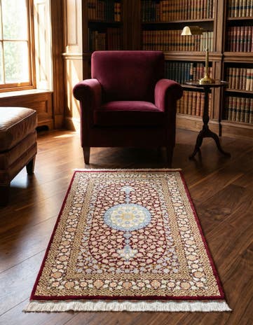 2' 7 x 4' 2 Ghom Silk Rug