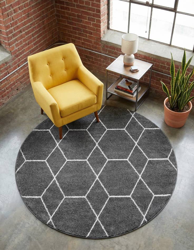 Detail image of 4' x 4' Trellis Frieze Round Rug
