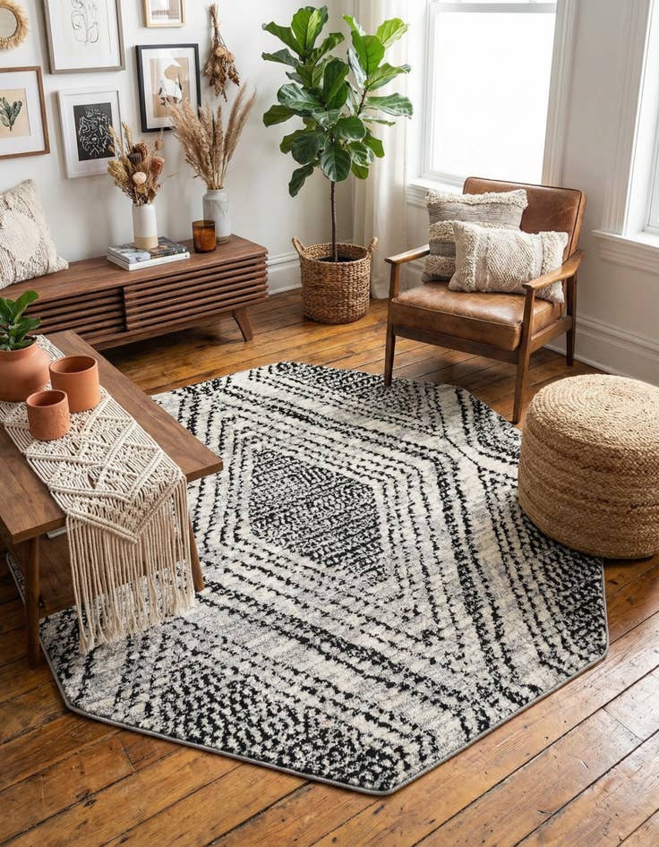 Detail image of 5' 3 x 5' 3 Tagine Octagon Rug