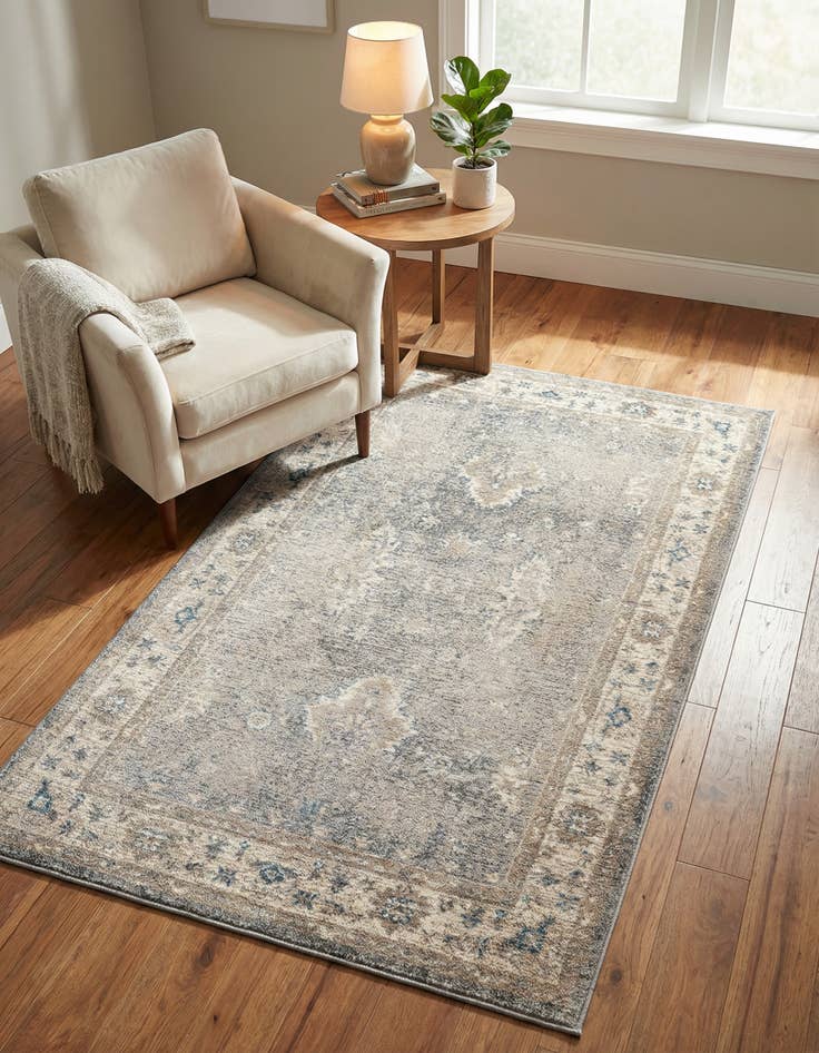 Detail image of 3' 3 x 5' 3 Viola Rug