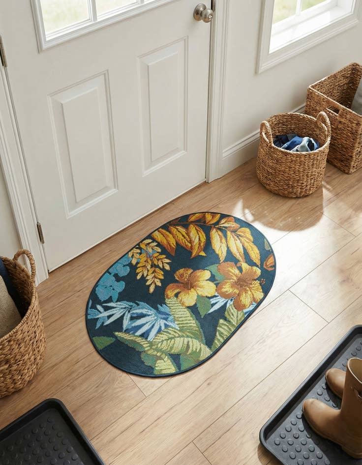 Detail image of 2' 2 x 3'  Washable Botanical Indoor / Outdoor Oval Rug