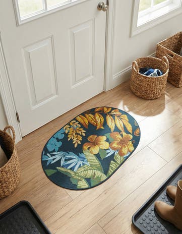 2' 2 x 3' Easy-Clean Botanical Indoor / Outdoor Oval Rug