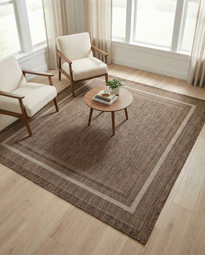6' 1 x 6' 1 Easy-Clean Border Indoor / Outdoor Square Rug