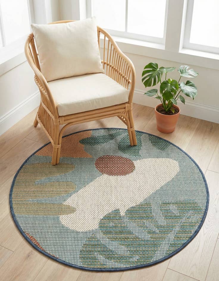 Detail image of 3' 3 x 3' 3  Washable Baja Indoor / Outdoor Round Rug