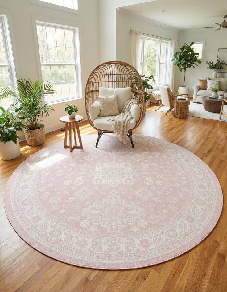 Detail image of 10' x 10'  Washable Aztec Indoor / Outdoor Round Rug