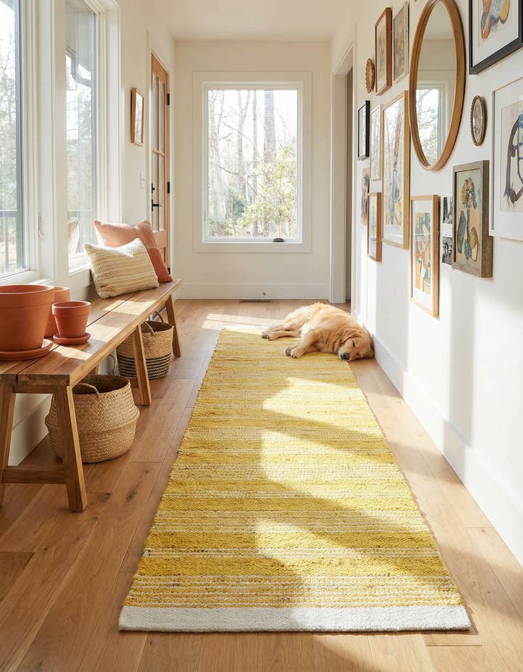 Detail image of 2' 7 x 10'  Hand Woven Lariat Runner Rug