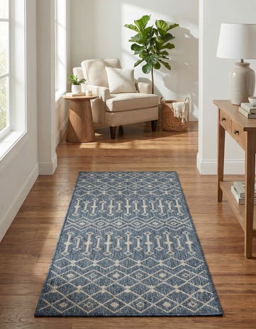 2' x 5' Easy-Clean Trellis Indoor / Outdoor Runner Rug