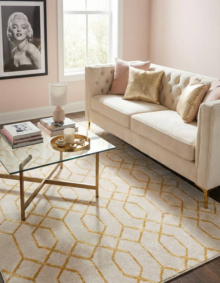 Detail image of 6' x 9' Marilyn Monroe&trade; Glam Trellis Rug