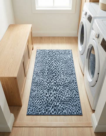 2' x 4' Kamala Washable Runner Rug