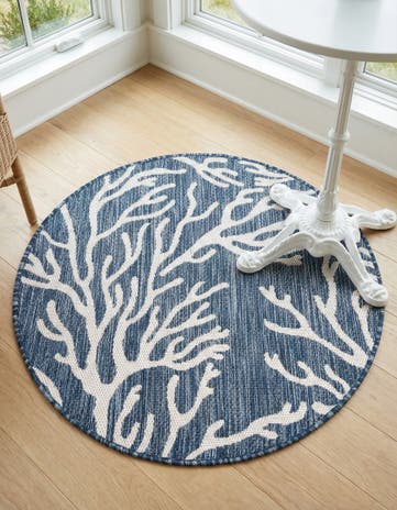Blue Easy-Clean Coastal Indoor / Outdoor Round Rug