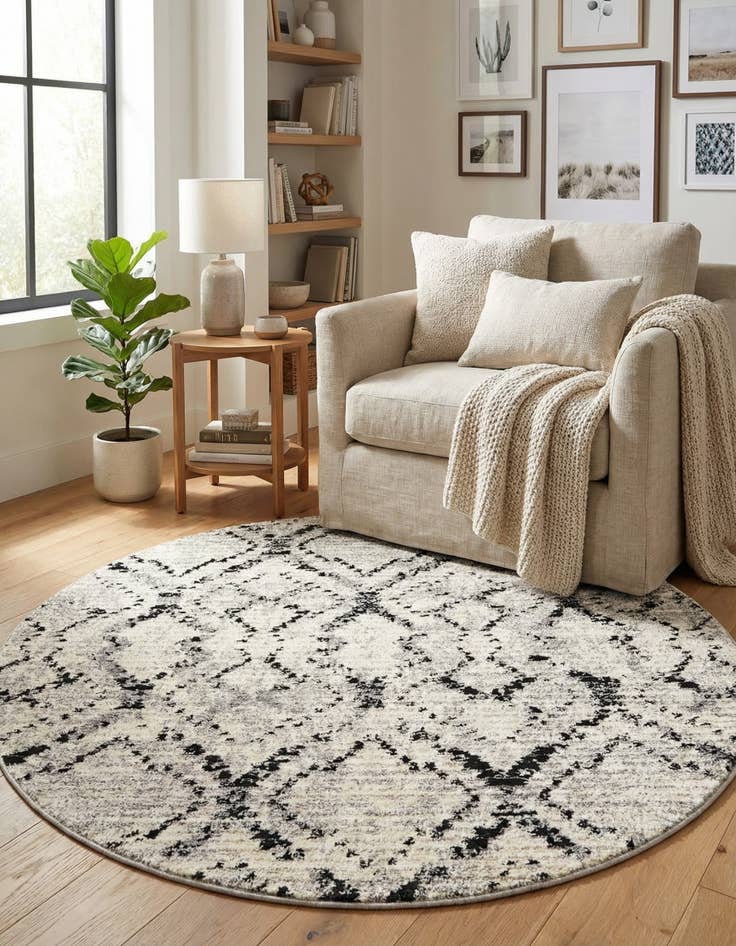 Detail image of 5' x 5' Tucson Round Rug