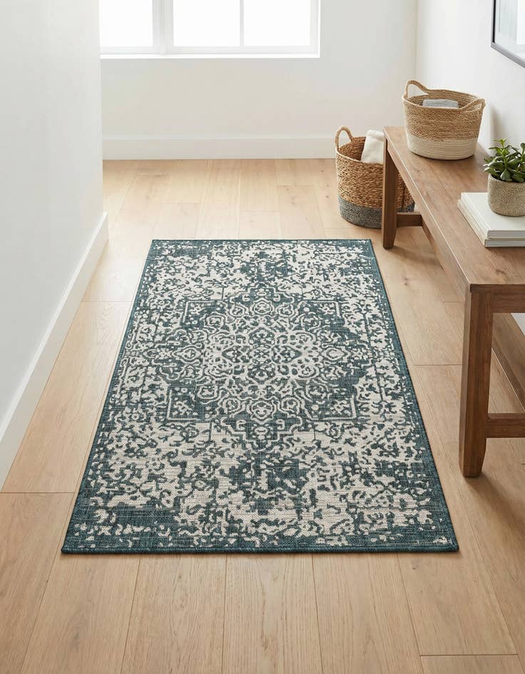 Detail image of 3' x 5' 3 Easy-Clean Jill Zarin Dubai Indoor / Outdoor Rug