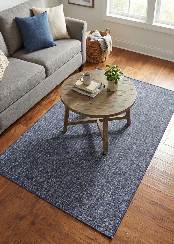 4' x 6' Easy-Clean Checkered Indoor / Outdoor Rug