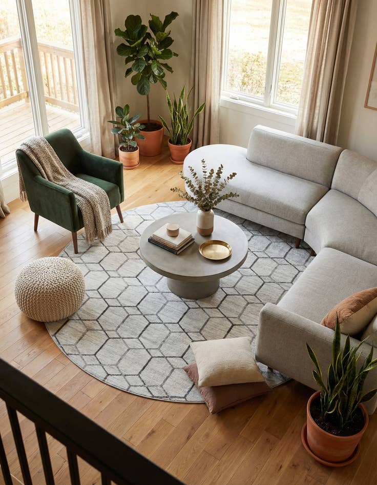 Detail image of 8' x 8' Lattice Trellis Round Rug