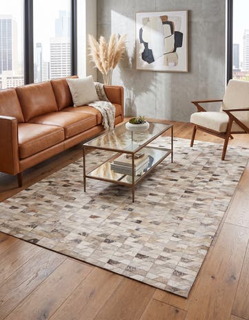 4' 8 x 6' 7 Cowhide Rug
