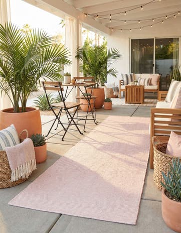 2' 7 x 8' Easy-Clean Jill Zarin Palm Springs Indoor / Outdoor Runner Rug