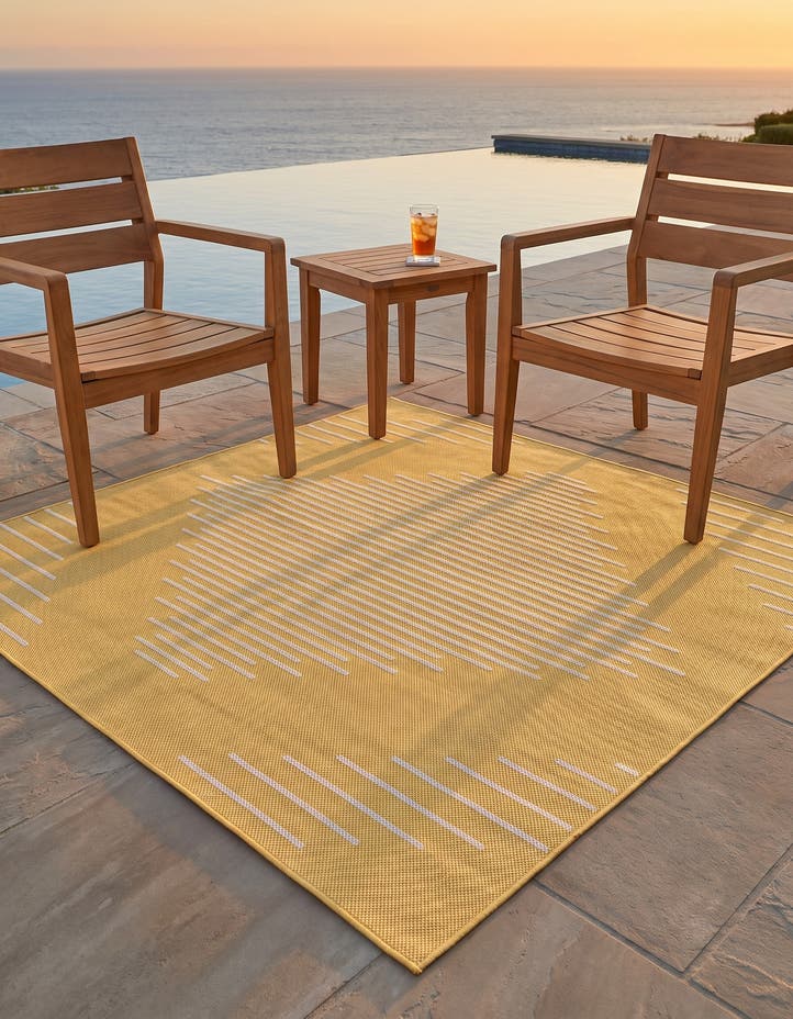 5' 3 x 5' 3 Easy-Clean Modern Indoor / Outdoor...