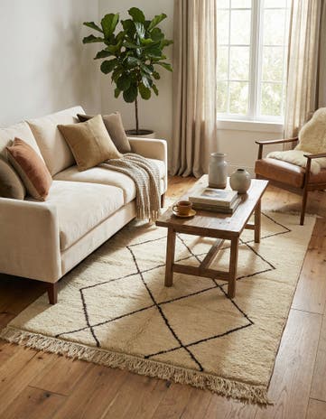 5' 3 x 8' 2 Hand Knotted Moroccan Wool Rug