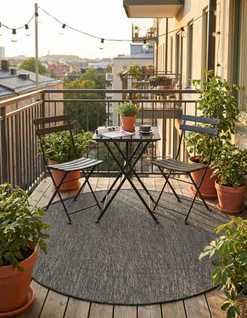 6' 1 x 6' 1 Easy-Clean Solid Indoor / Outdoor Round Rug