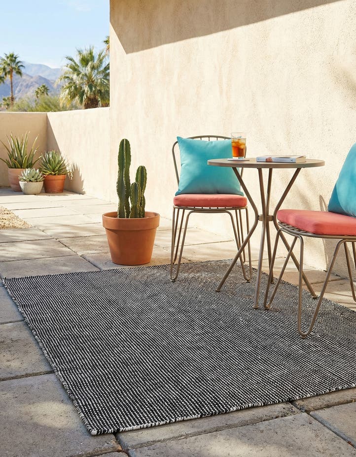 4' 1 x 6' 1 Easy-Clean Jill Zarin Palm Springs...