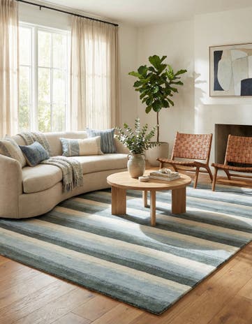 6' 7 x 9' 10 Hand Knotted Nepal Wool Rug