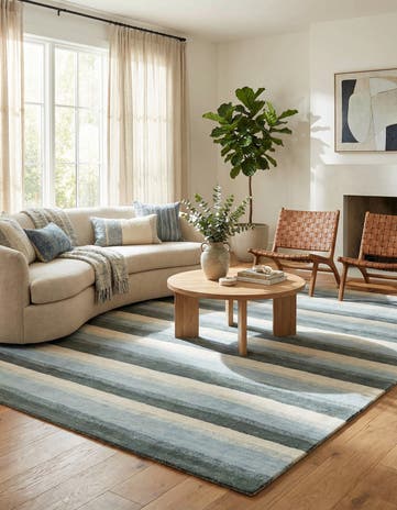 6' 7 x 9' 10 Hand Knotted Nepal Wool Rug