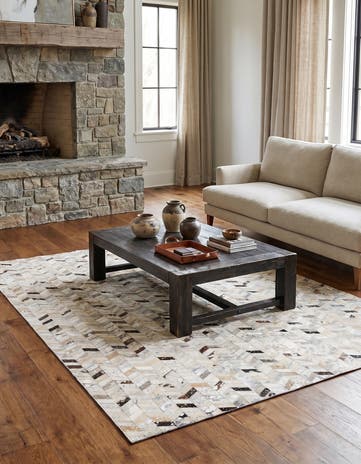 5' 4 x 7' 7 Cowhide Stocks Rug