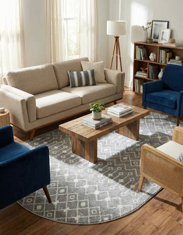 5' 3 x 8' Moroccan Trellis Oval Rug
