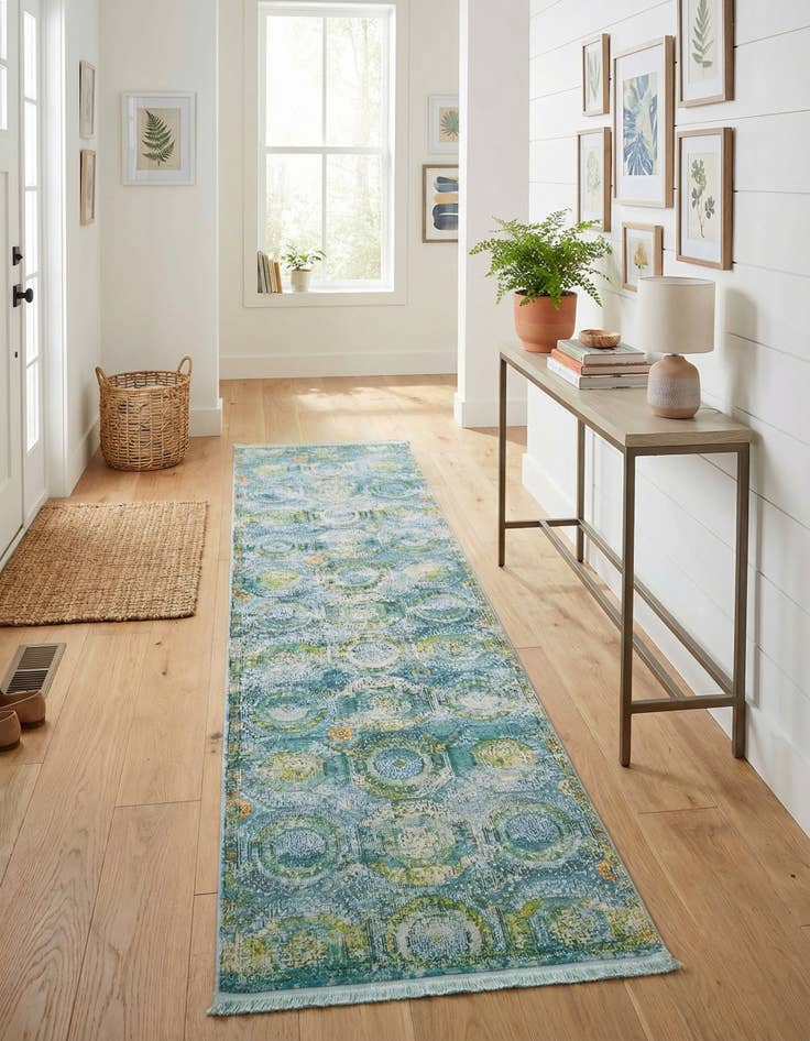 Detail image of  2' 7 x 10' Santiago Runner Rug