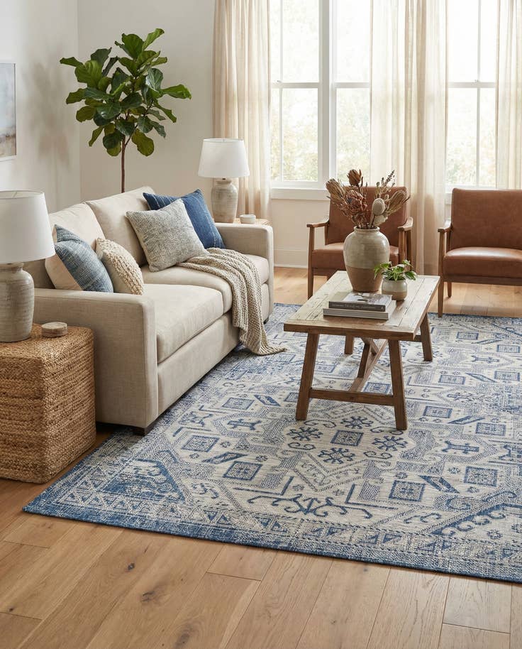 Detail image of 5' 3 x 8' Easy-Clean Aztec Indoor / Outdoor Rug