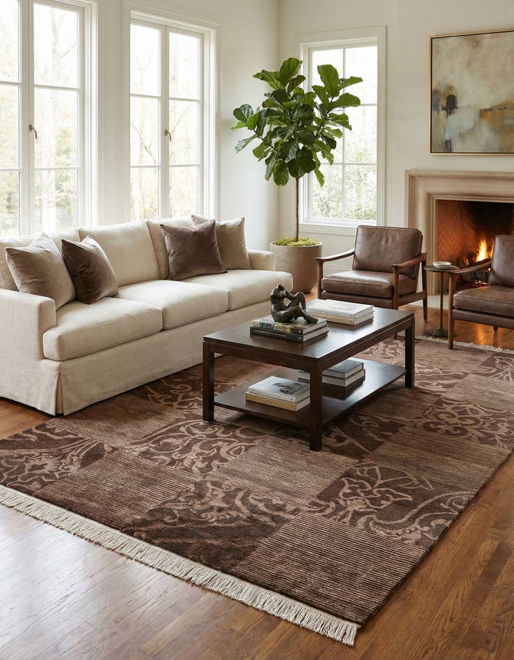 Detail image of  6' 6 x 9' 11  Hand Knotted Darya Wool Rug