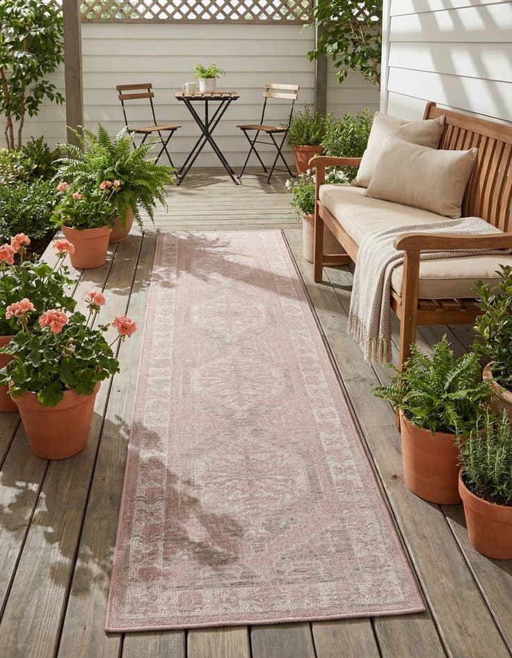 Detail image of 2' 7 x 12'  Washable Traditional Indoor / Outdoor Runner Rug