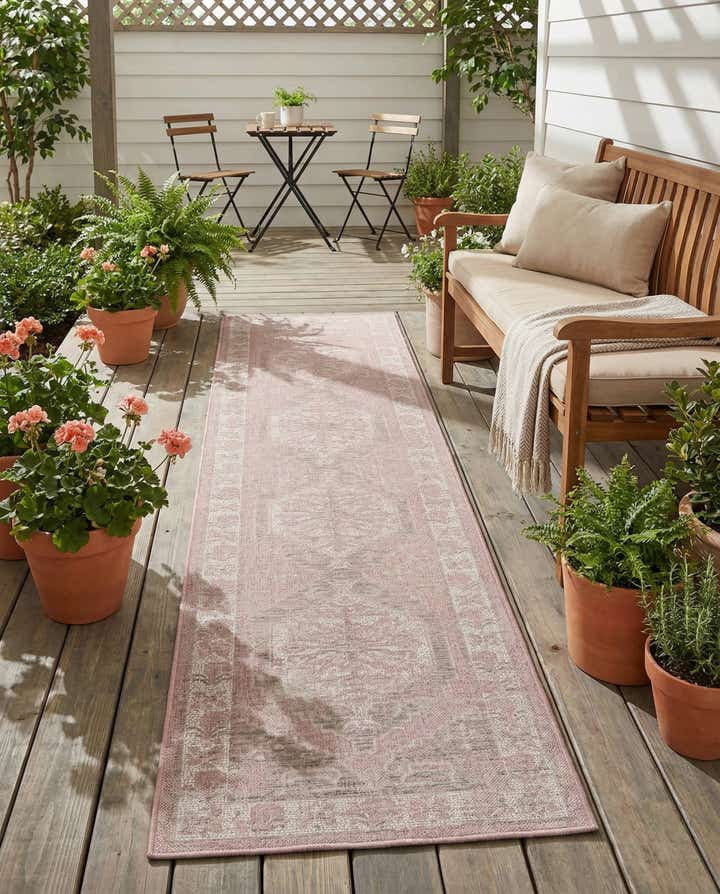 2' 7 x 12' Easy-Clean Traditional Indoor / Outdoor Runner Rug