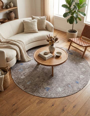 7' 10 x 7' 10 Gabbeh Round Rug