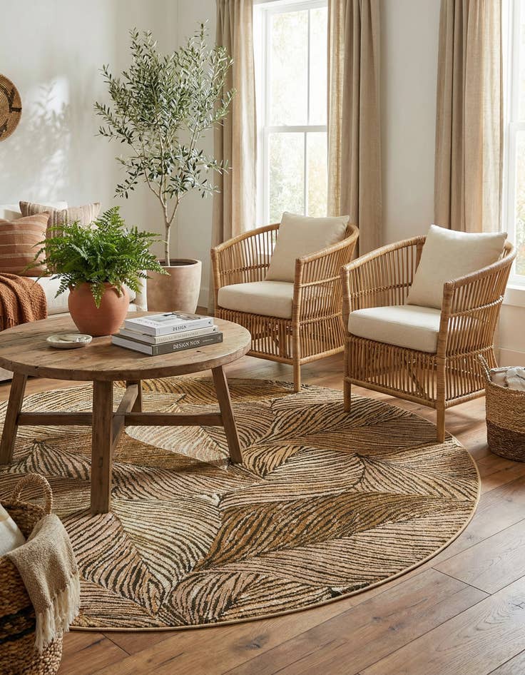 Detail image of  6' x 6'  Washable Botanical Indoor / Outdoor Round Rug