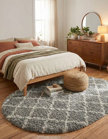 4' x 6' Moroccan Trellis Shag Oval Rug