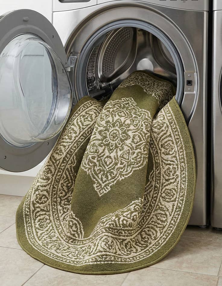 Detail image of 5' 3 x 8'  Washable Jill Zarin Dubai Indoor / Outdoor Oval Rug