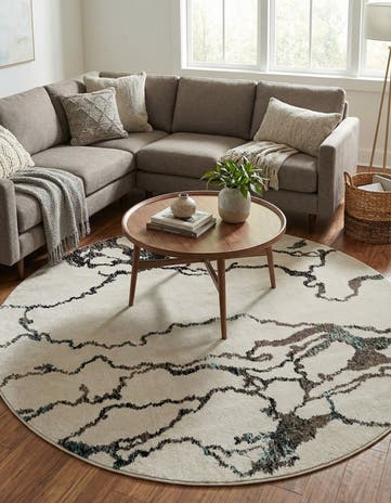 Ivory Madeline Round Rug