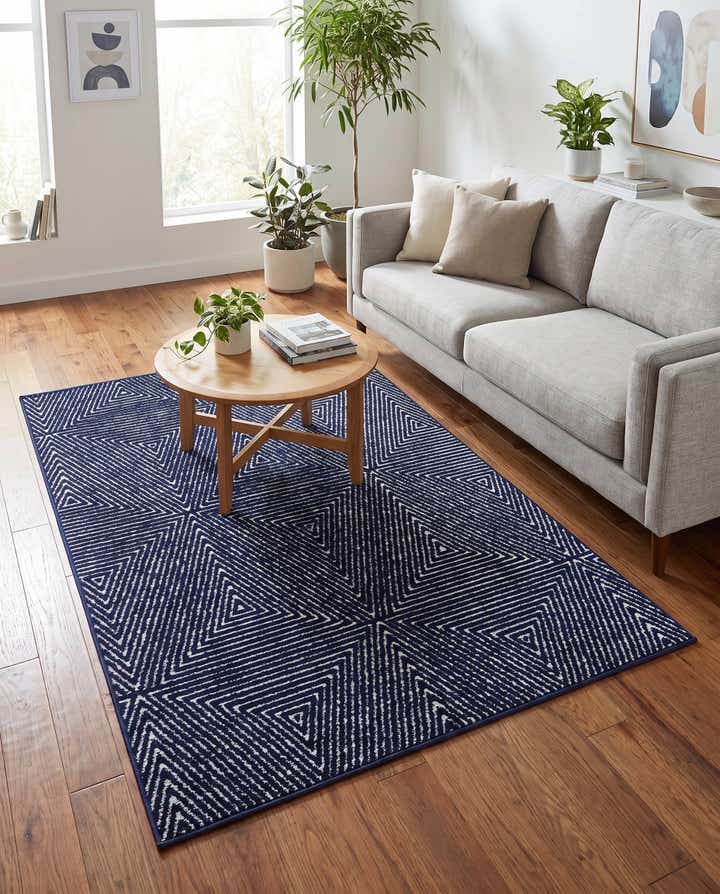 4' x 6' Easy-Clean Sabrina Soto Indoor / Outdoor Rug