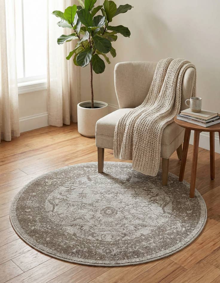 Detail image of  3' x 3' Miranda Round Rug