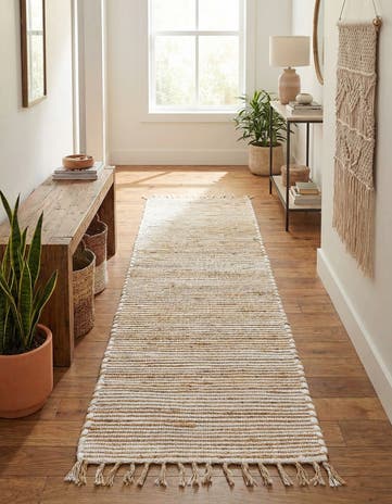 2' 7 x 10' Hand Woven Chindi Jute Runner Rug