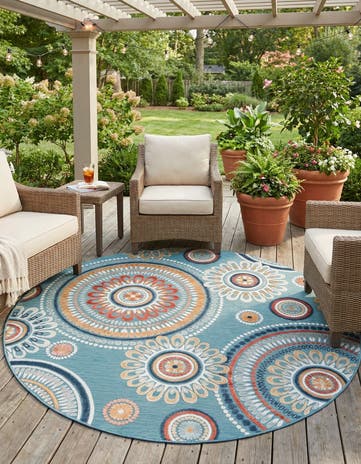 8' 2 x 8' 2 Easy-Clean Botanical Indoor / Outdoor Round Rug