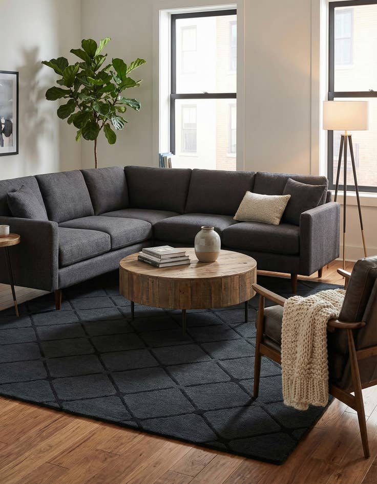 Detail image of 5' 1 x 8' Luna Wool Rug