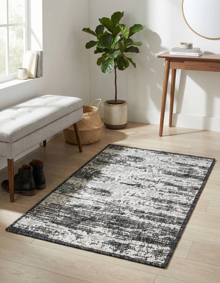 Detail image of  2' x 3'  Washable Modern Indoor / Outdoor Rug