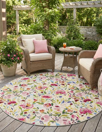 7' 10 x 7' 10 Easy-Clean Botanical Indoor / Outdoor Round Rug