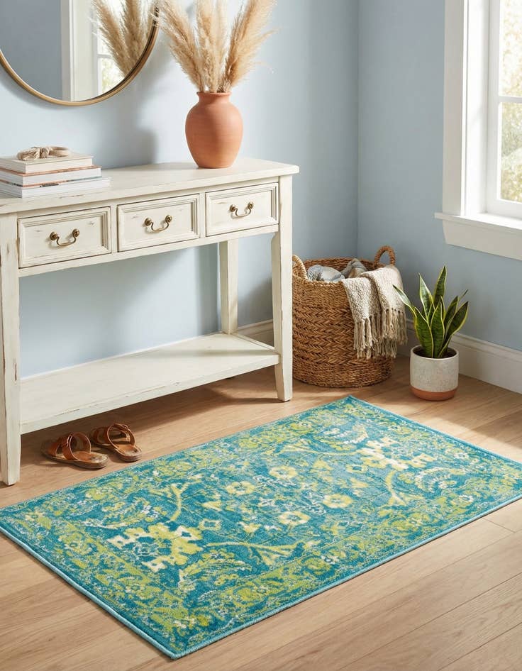 Detail image of 2' x 3' Istanbul Rug