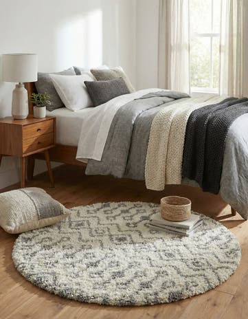 Ivory Moroccan Trellis Shag Round Rug