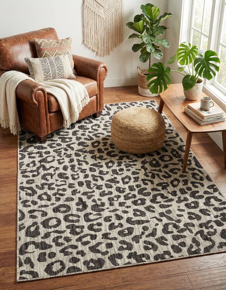 Detail image of  6' x 9'  Washable Safari Indoor / Outdoor Rug