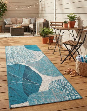 2' x 6' 1 Easy-Clean Modern Indoor / Outdoor Runner Rug