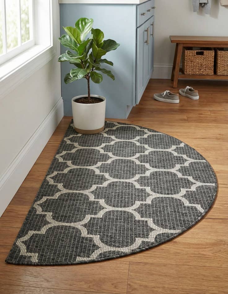 Detail image of 3' x 6'  Washable Trellis Indoor / Outdoor Hearth Rug